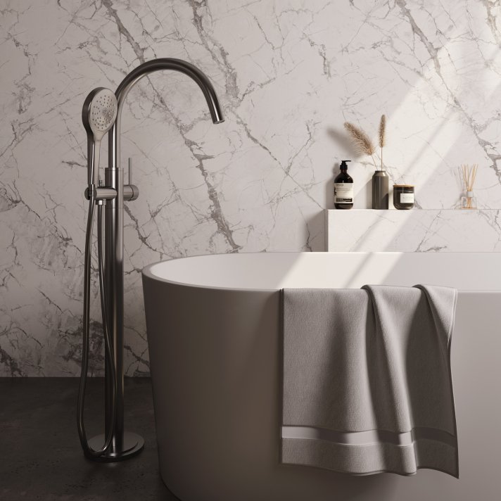 BRAUER Brushed Carving vrijstaande badmengkraan SET 02 met 3-standen handdouche en doucheslang RVS geborsteld PVD