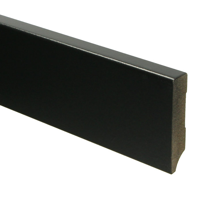 MDF Moderne plint 70x15 voorgelakt RAL 9005 | 2.4 meter