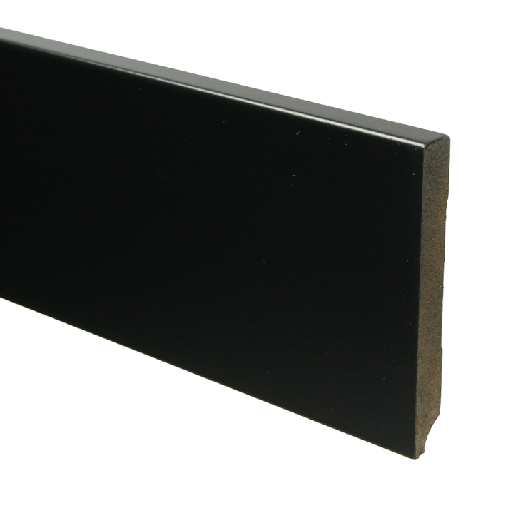 MDF Moderne plint 120x15 voorgelakt RAL 9005 | 2.4 meter