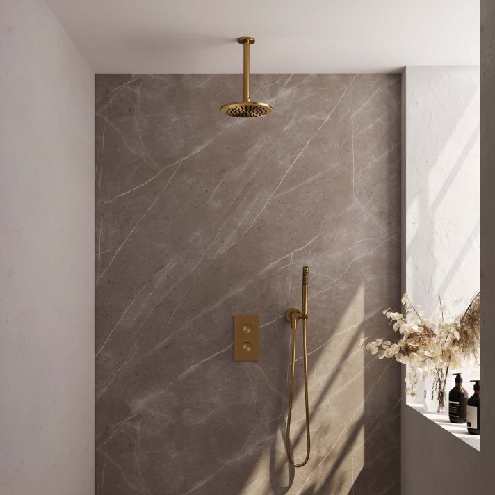 BRAUER Gold Carving thermostatische inbouw regendouche 3-weg omstelling SET 29 met 20 cm douchekop en plafondarm en staaf handdouche en doucheslang en wandaansluitbocht goud geborsteld PVD