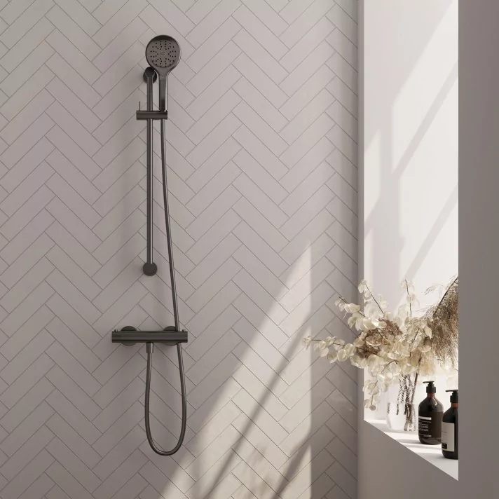 BRAUER Gunmetal Edition opbouw douche thermostaatkraan SET 02 met glijstang en 3-standen handdouche en doucheslang gunmetal geborsteld PVD