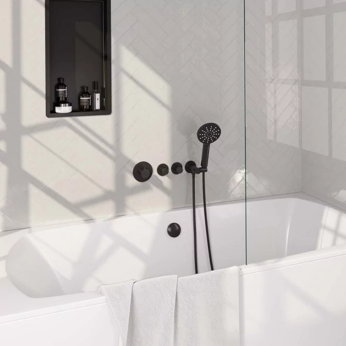 BRAUER Black Edition thermostatische inbouw badkraan SET 02 met badvulcombinatie en 3-standen handdouche en doucheslang en wandaansluitbocht mat zwart
