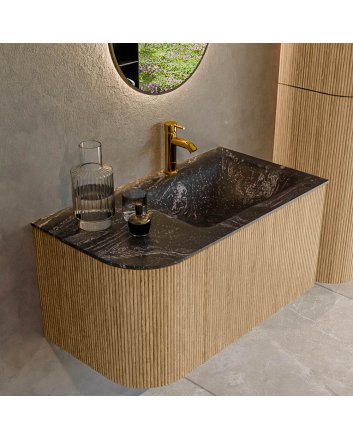 Mondiaz Kurve-Dlux 85cm badmeubel ronding Links kleur Oak met 1 lade en 1 deur. Wastafel Cloud Rechts 1 kraangat Lava.